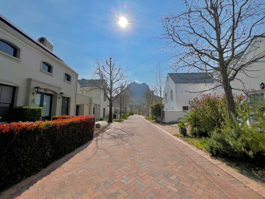 To Let 2 Bedroom Property for Rent in Kylemore Western Cape